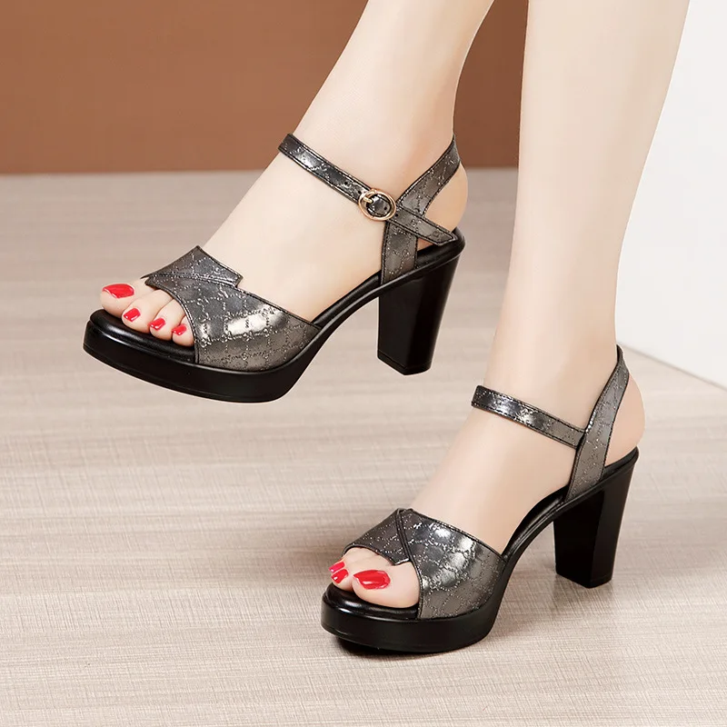 Zapatos de Plataforma con Tacó - Ankle Strap Attachment reseña y precio